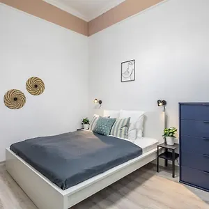 https://new-central-and-convenient.inbudapesthotels.com