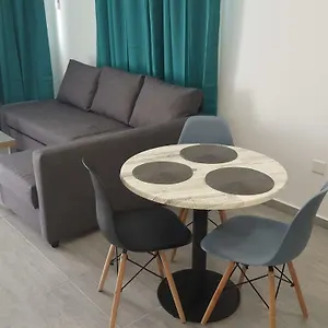 Manoli Appartement Ayía Nápa
